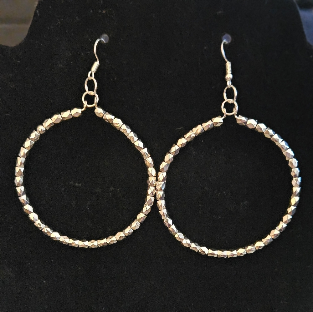 Gorgeous  silver hoops